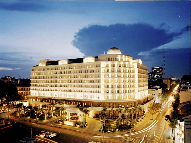 Việt Nam lọt top 100 khách sạn hàng đầu thế giới