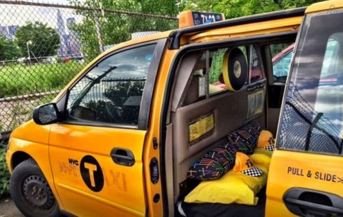 Dịch vụ “xe ngủ” giá rẻ giữa thành phố New York