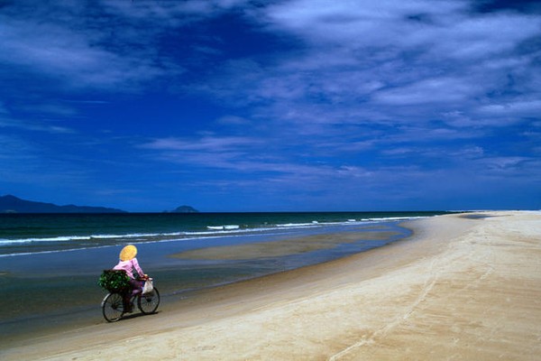 Điểm danh 7 bãi biển nổi tiếng xinh đẹp nhất Việt Nam