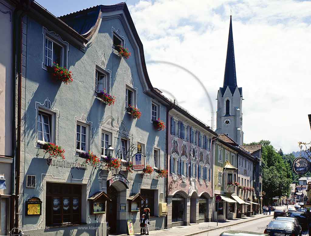 Mê mẩn vẻ đẹp cổ kính của thị trấn Garmisch-Partenkirchen ở Đức