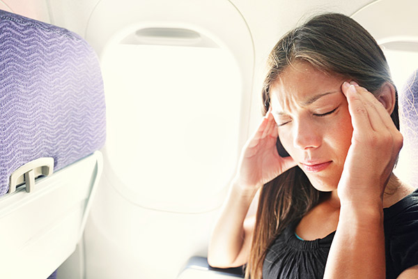 Phương pháp chống ù tai khi đi máy bay