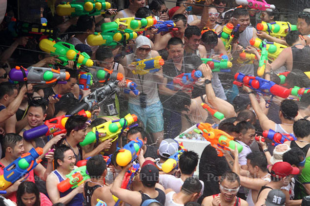 Lễ hội té nước Songkran – ngày tết cực thú vị của Thái Lan